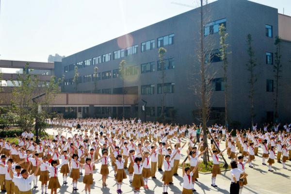 成都实外附小收费标准/学费及学校简介（成都市实验外国语学校附属小学）