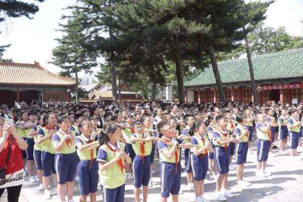 哈尔滨民办小学毕业生要求回到公办初中就读怎么办