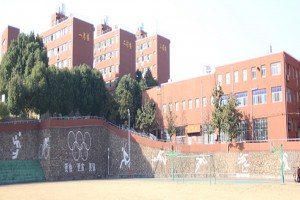 湖北华宜寄宿学校收费标准(学费)及学校简介