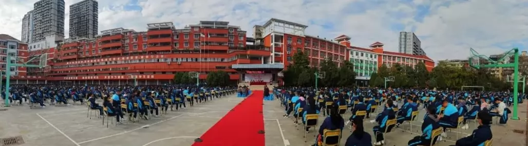 龙泉市顺风实验学校