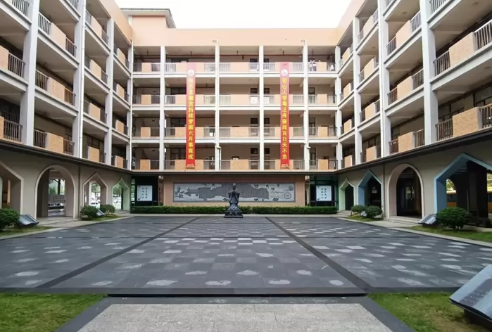 珠海市香洲区壮志学校