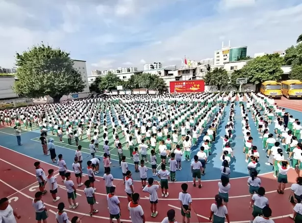 2025年广州市白云区龙溪小学春季插班生招生简章及收费标准