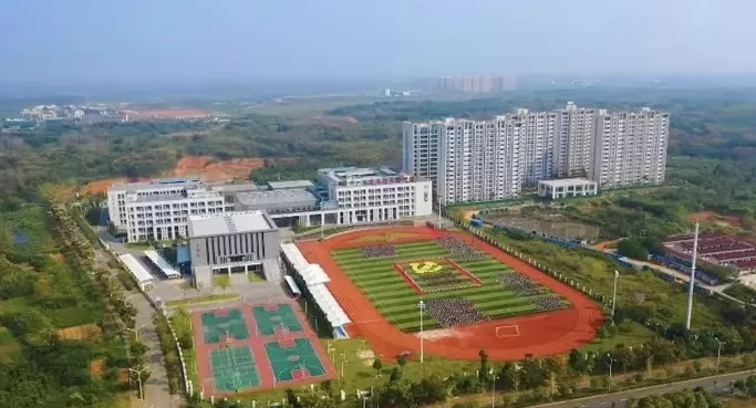 北大邦实验学校